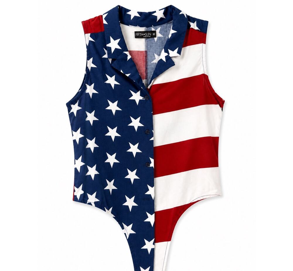 Fifth Sun Women Medium American Flag Patriotic Sleeveless Collared Button USA